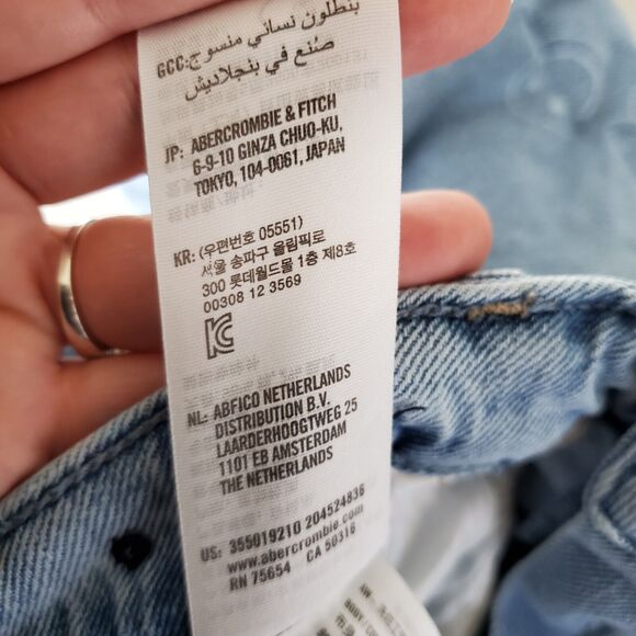 Hollister Face Jeans 9R 29 X 25 1/2 Distressed Ultra High Rise Mom Blue - Picture 16 of 16